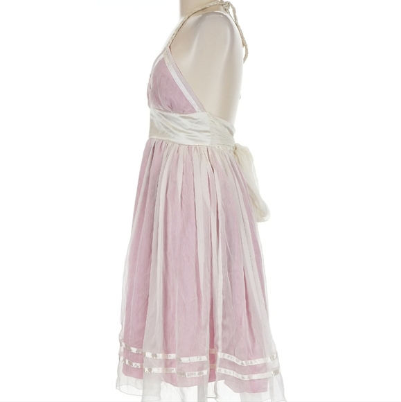 Elegant Pink and White Halter Dress - Picture 3 of 5